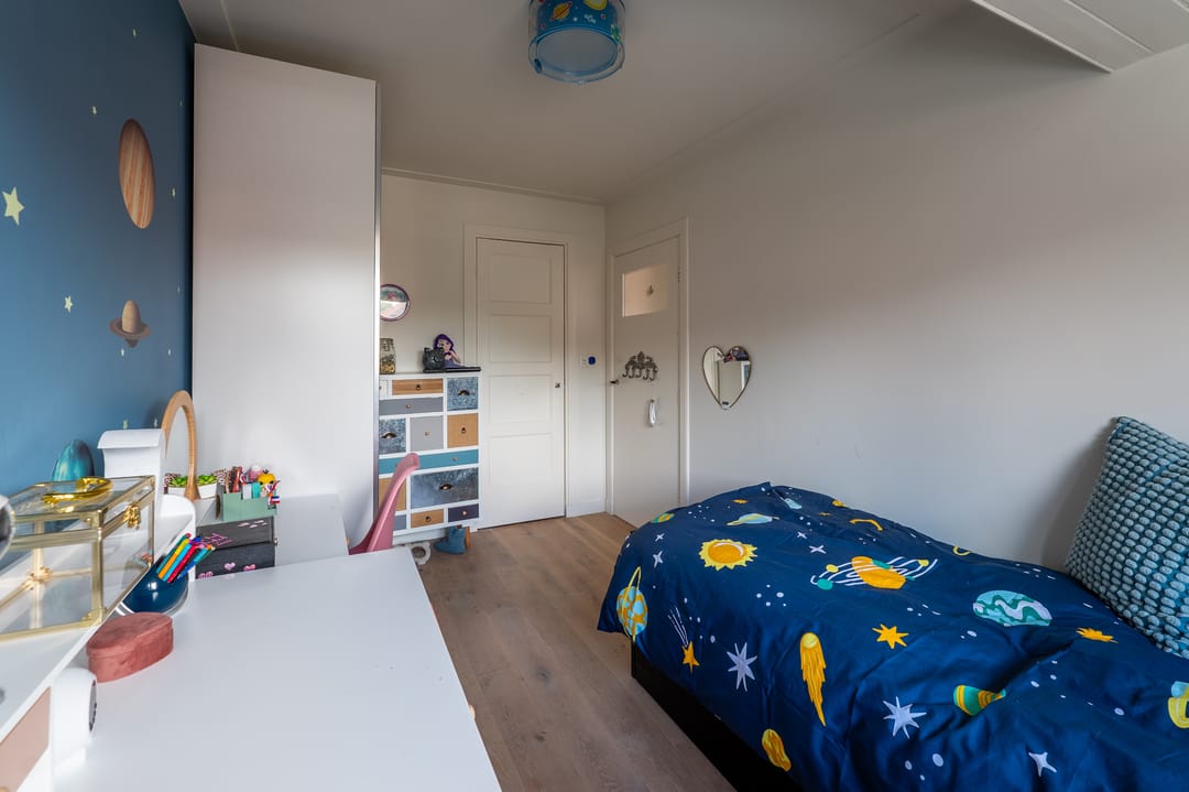 Photo 26 of Besselstraat 41