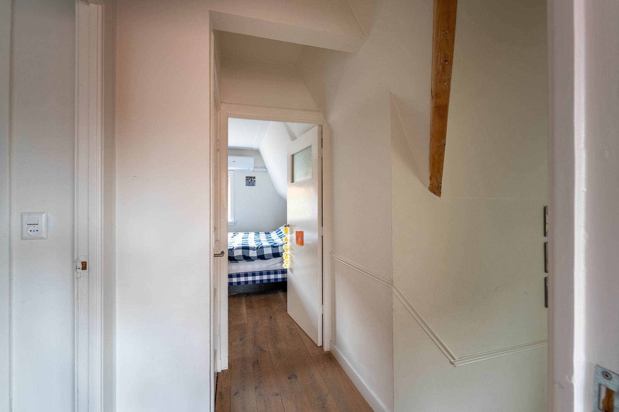 Photo 21 of Besselstraat 41