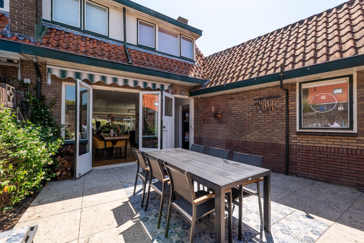 Photo 34 of Besselstraat 41
