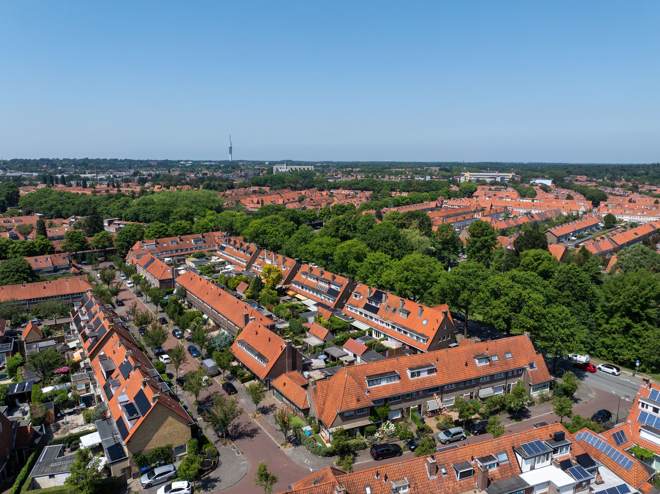 Photo 36 of Besselstraat 41