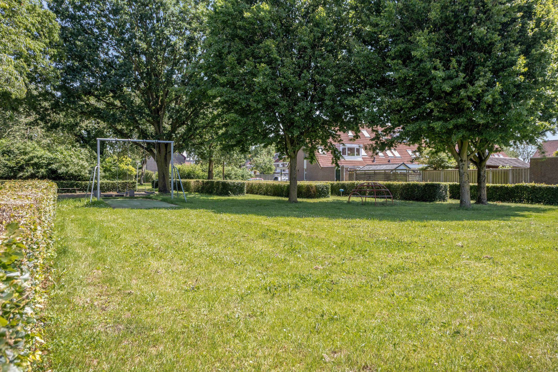 Photo 39 of Lemsterweg 67