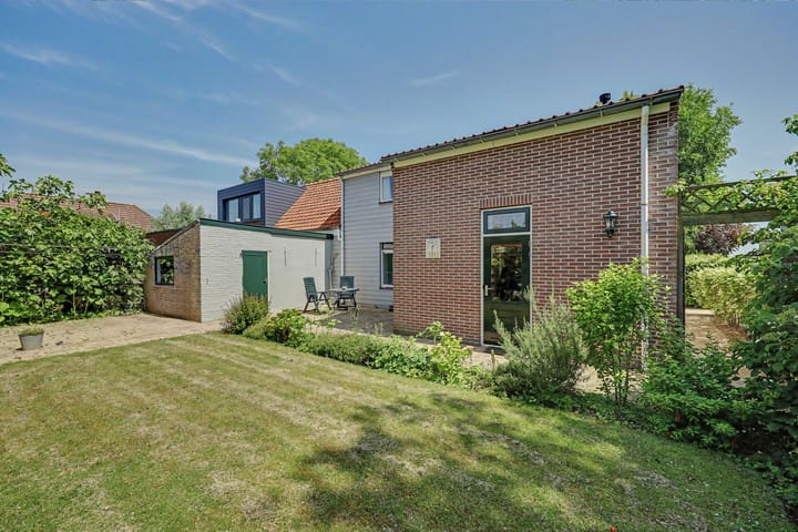 Twee-onder-één-kap te koop: Westhavendijk 12, Kamperland