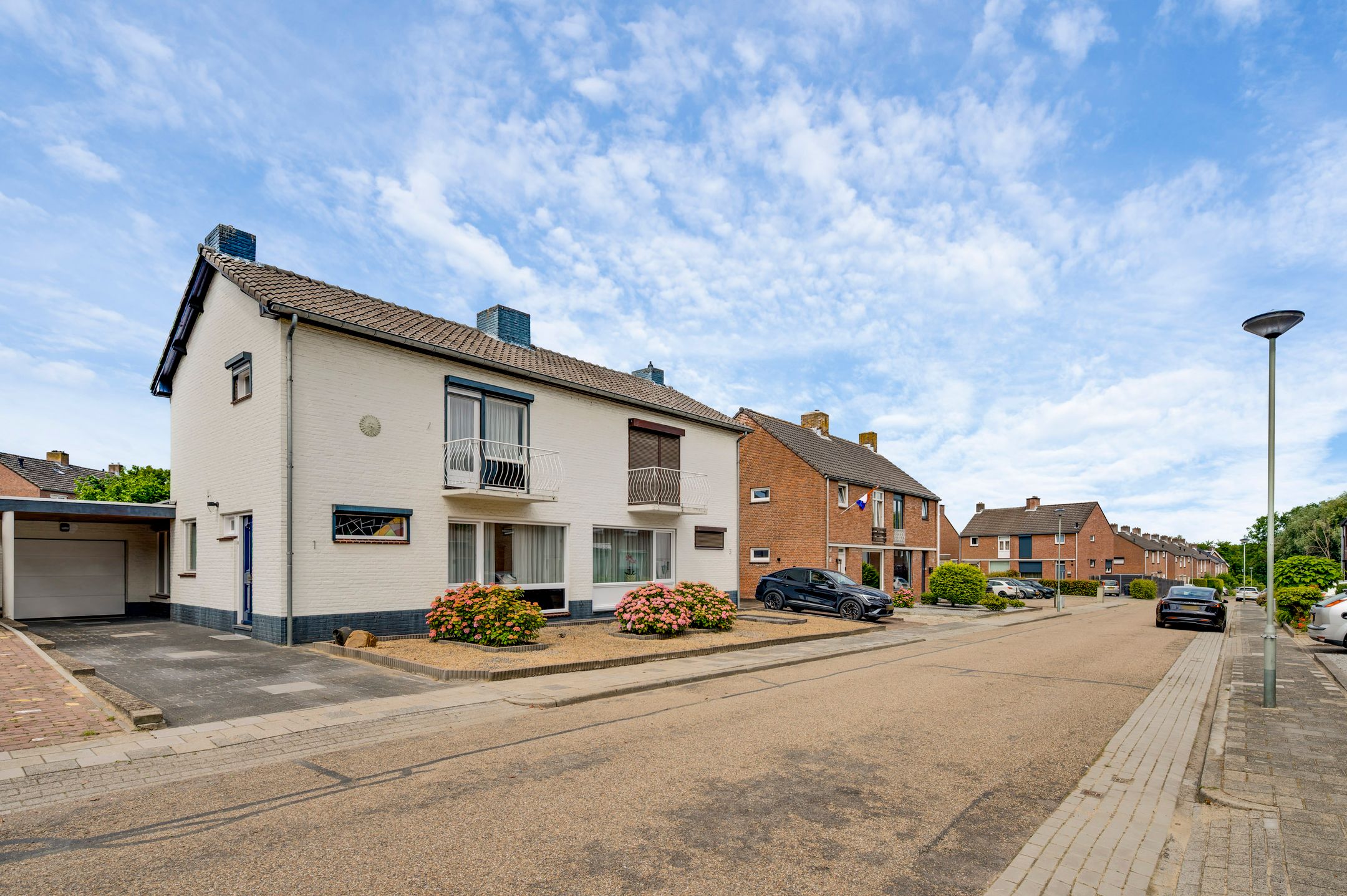 Photo 33 of Steenstraat 1