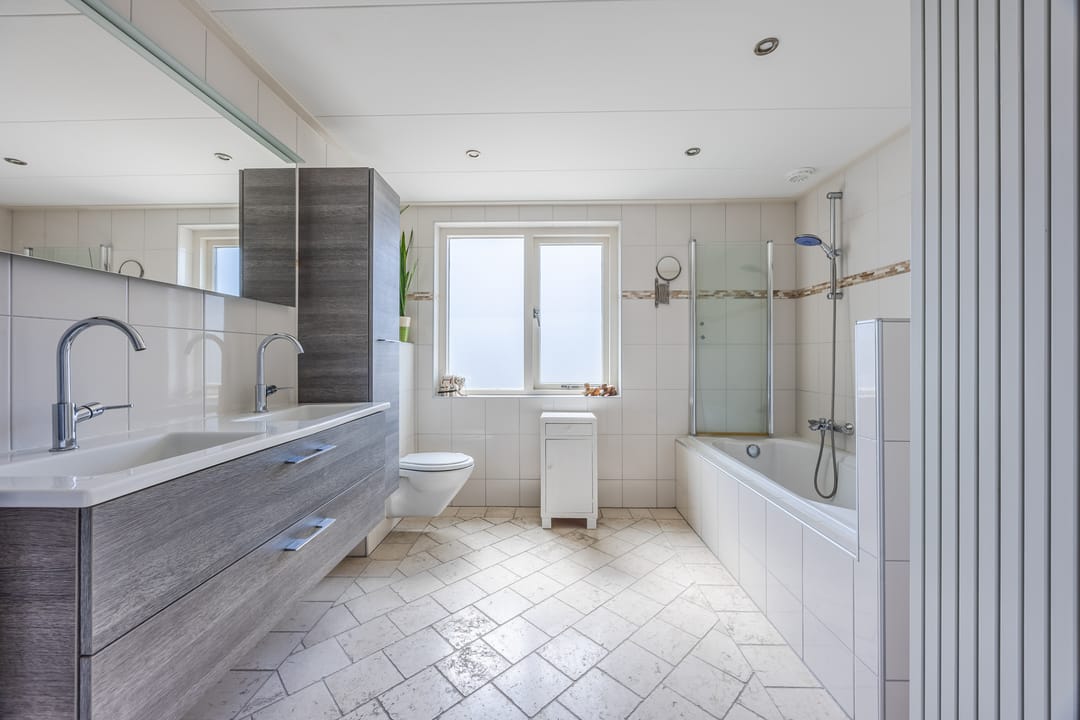 Photo 37 of Roosendaalsebaan 21