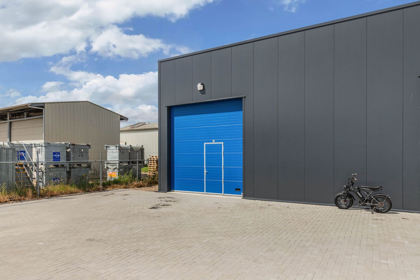 View photo 2 of Fabrieksweg 3-11