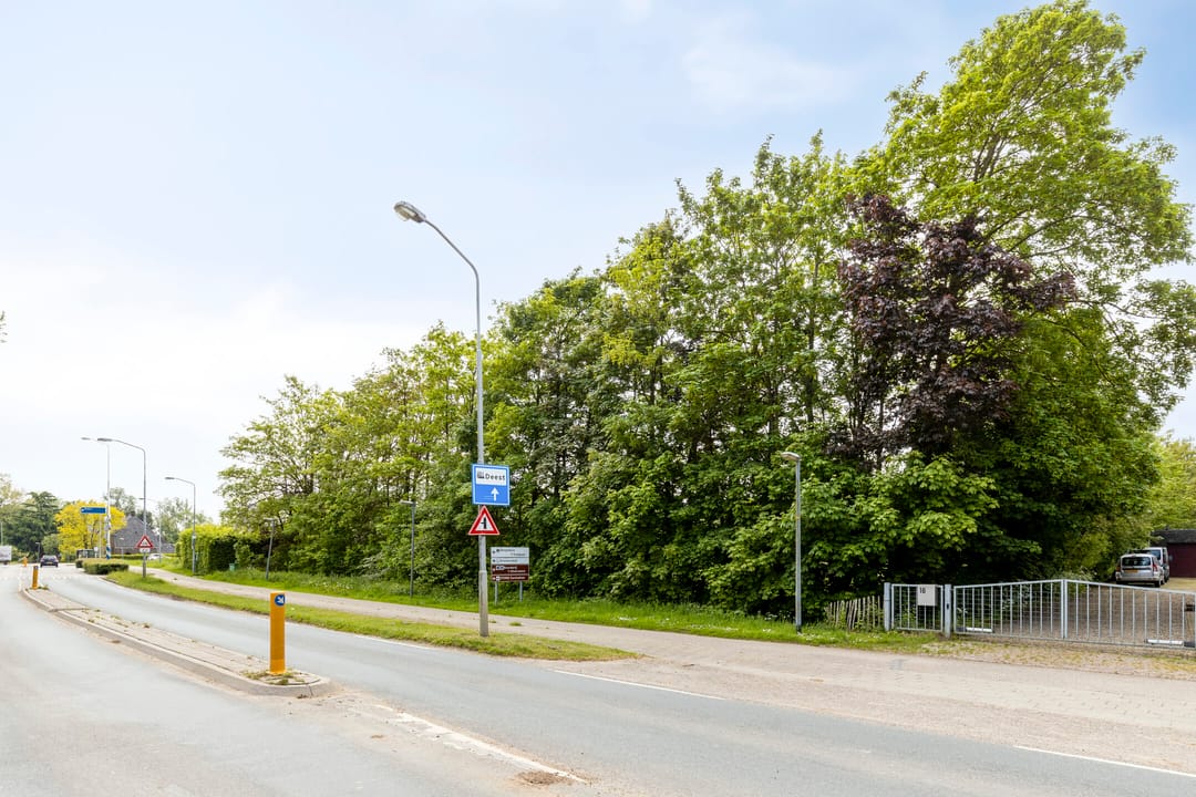 Photo 8 of Van Heemstraweg 14a