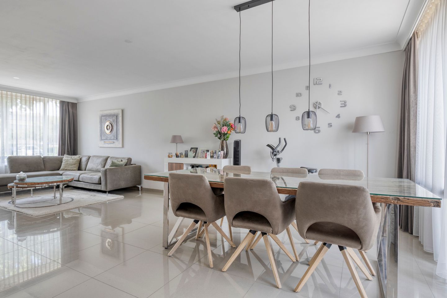 Photo 20 of Parmentierstraat 27