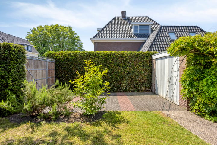 Photo 4 of van Duijnhovenstraat 1
