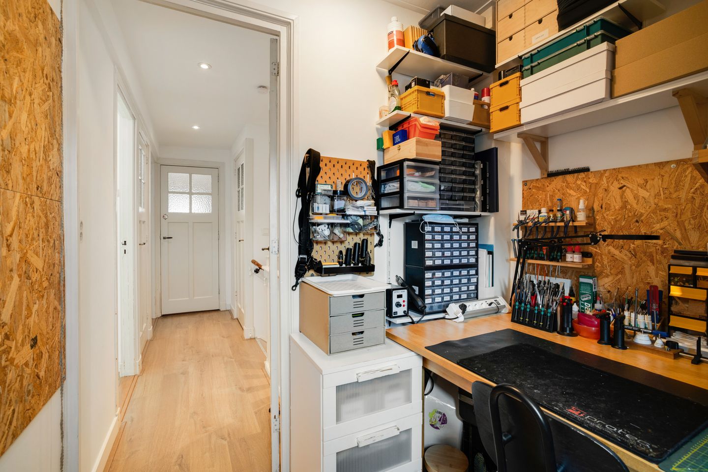 Foto 49 van Van Staverenstraat 10-A