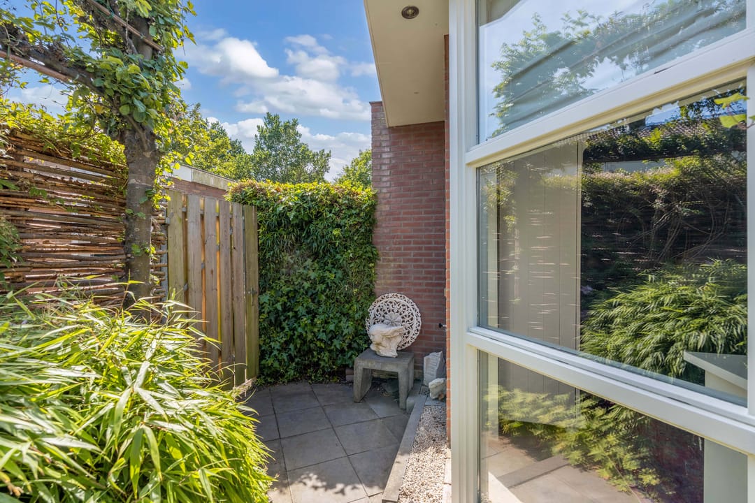 Photo 47 of P.A. de Genestetstraat 26