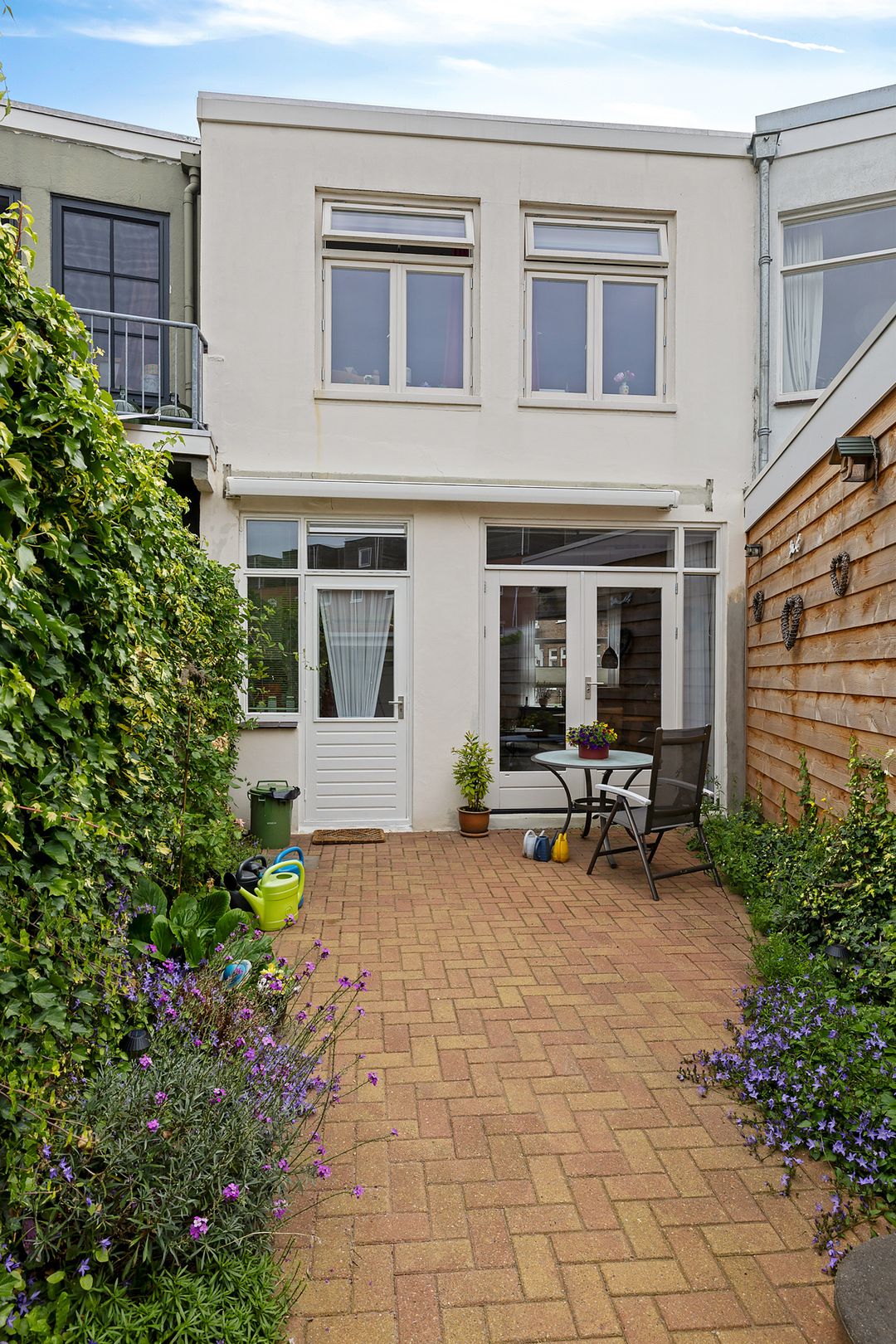 Photo 17 of Amalia van Solmsstraat 12