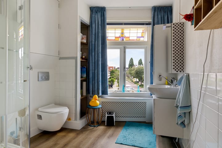 Photo 4 of Amalia van Solmsstraat 12