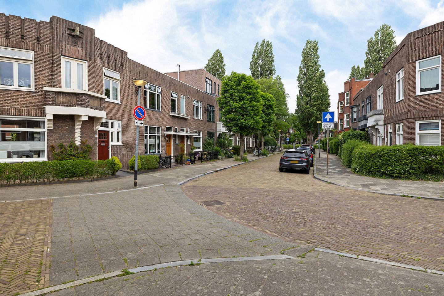 Photo 40 of Amalia van Solmsstraat 12