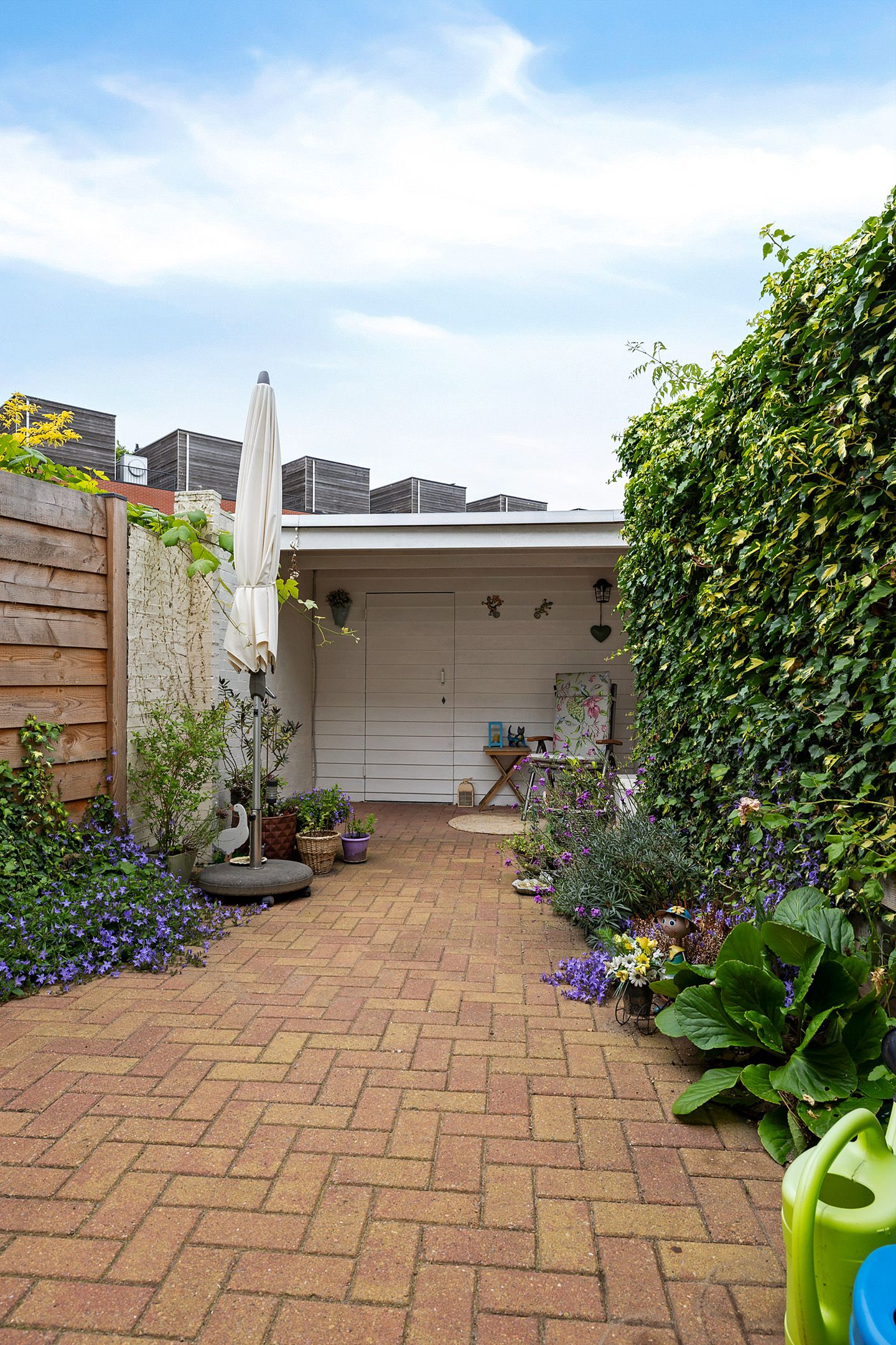 Photo 18 of Amalia van Solmsstraat 12