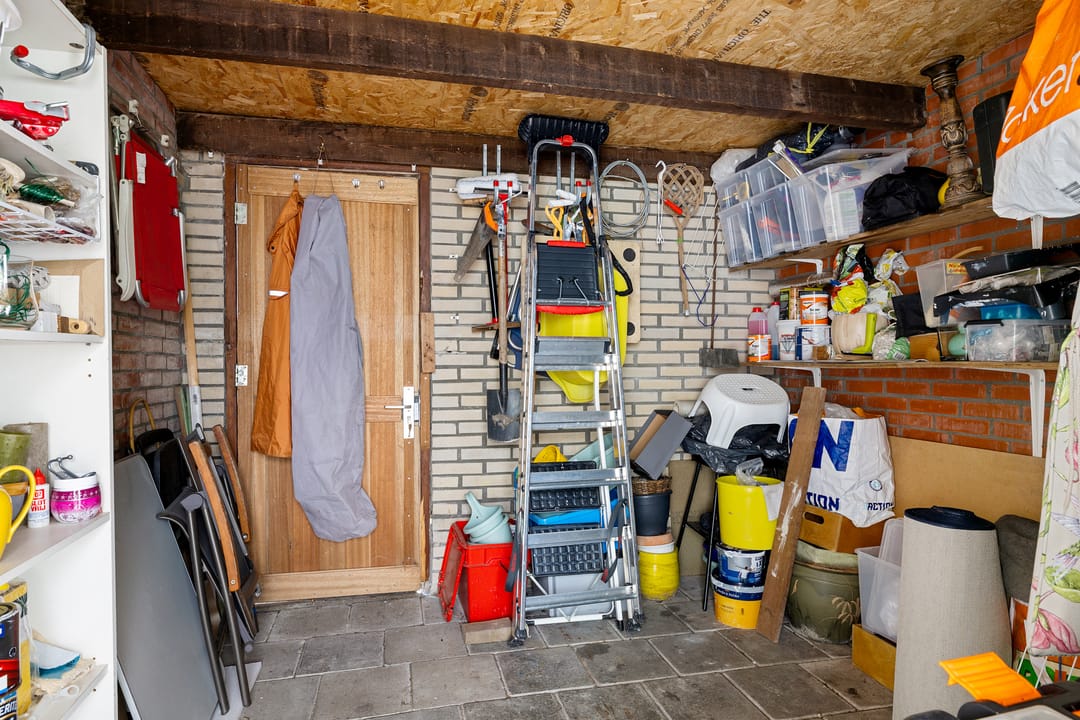 Photo 37 of Amalia van Solmsstraat 12