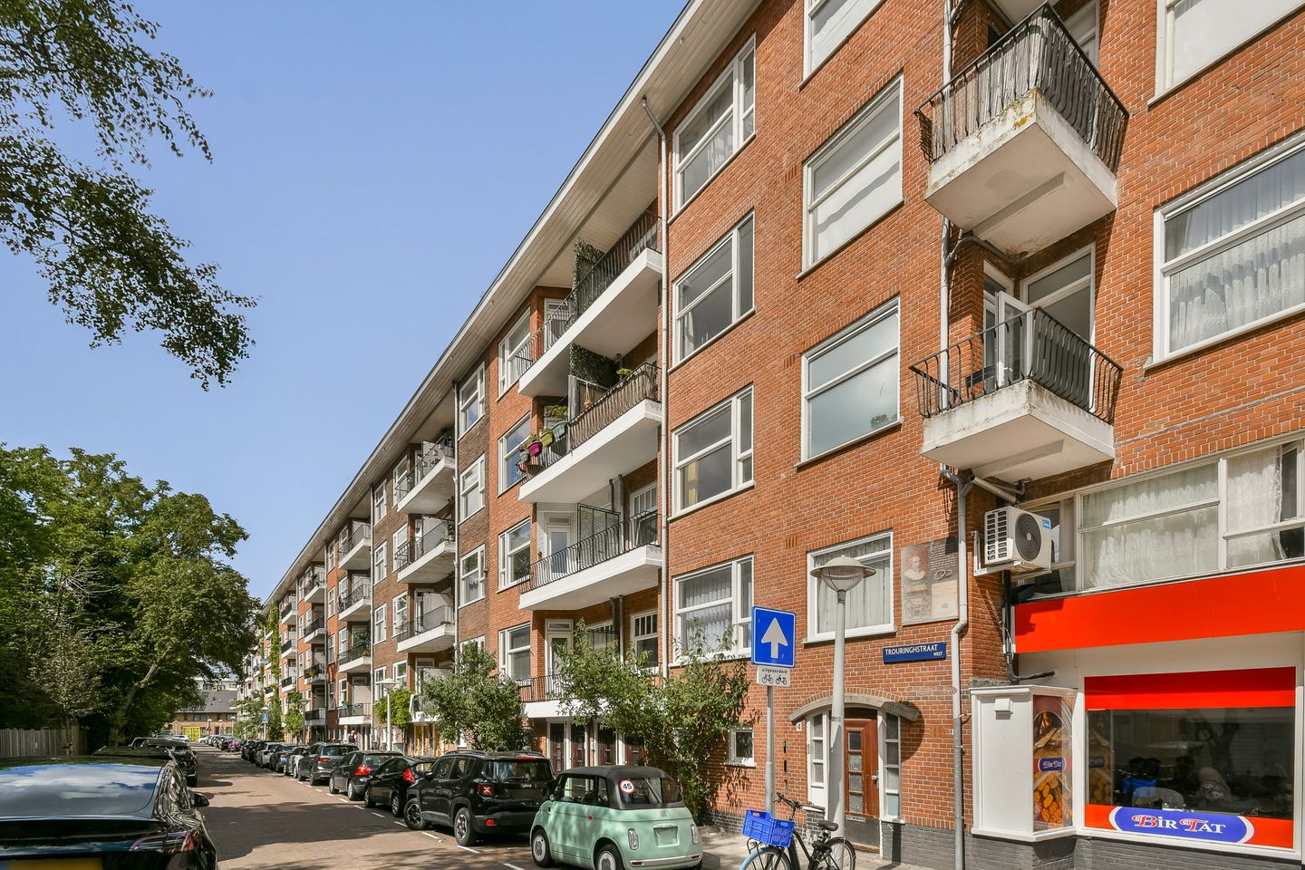 Photo 20 of Trouringhstraat 6-2