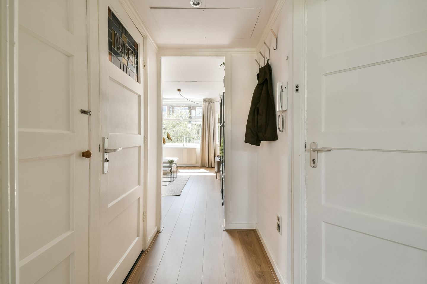 Photo 19 of Trouringhstraat 6-2