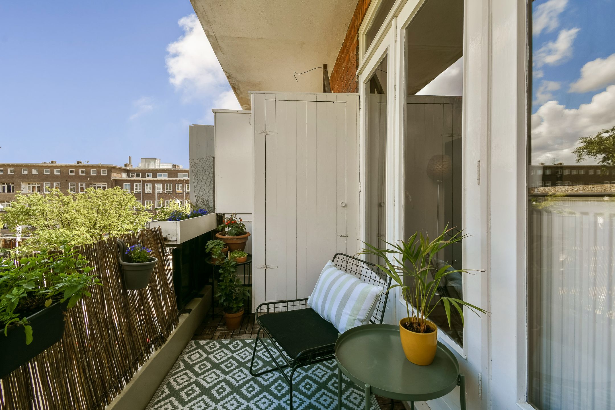 Photo 12 of Trouringhstraat 6-2