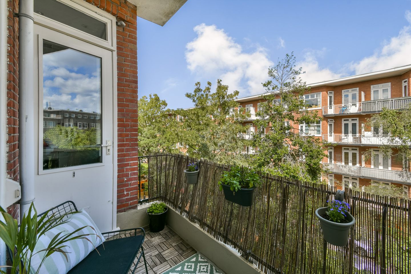 Photo 10 of Trouringhstraat 6-2