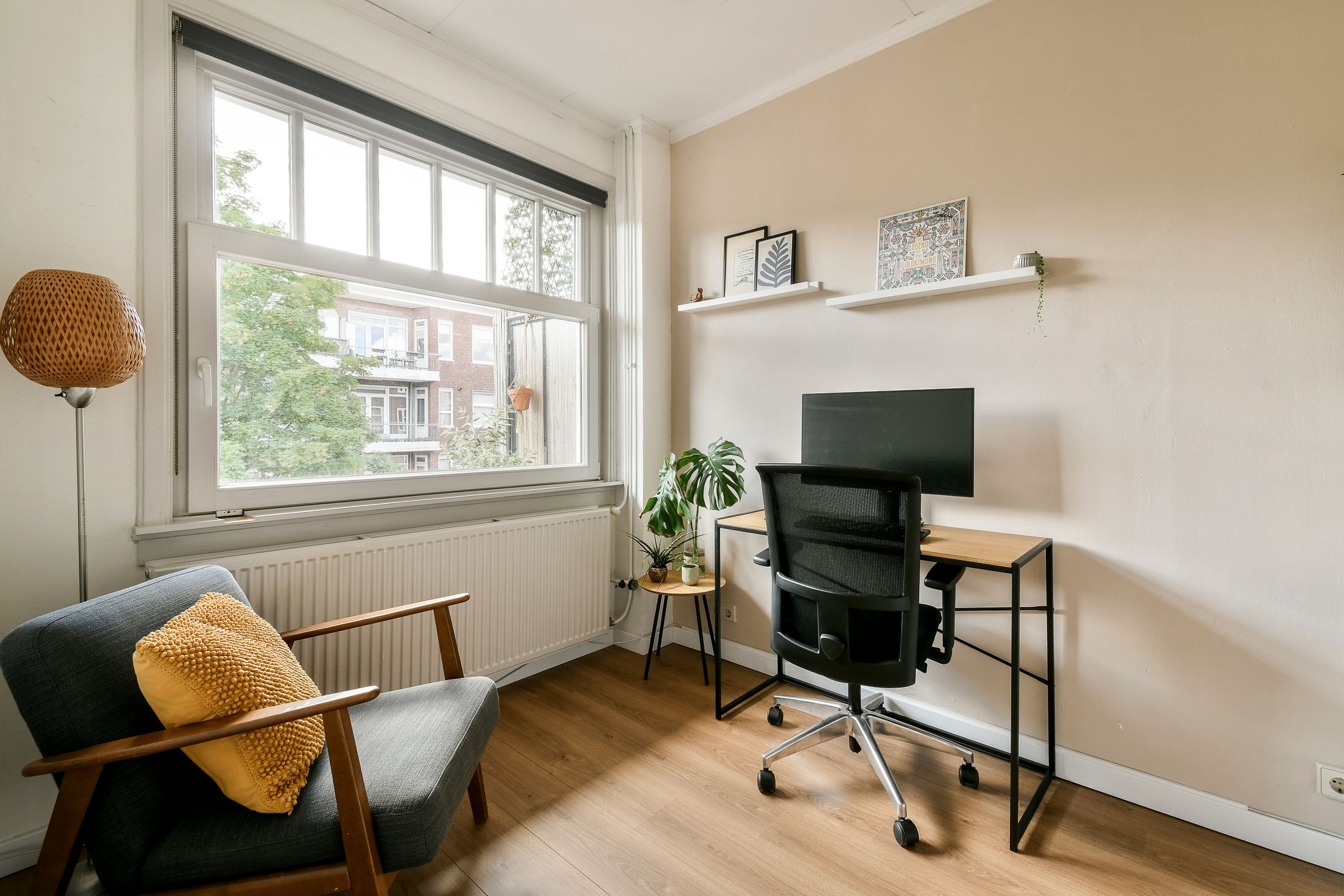 Photo 15 of Trouringhstraat 6-2