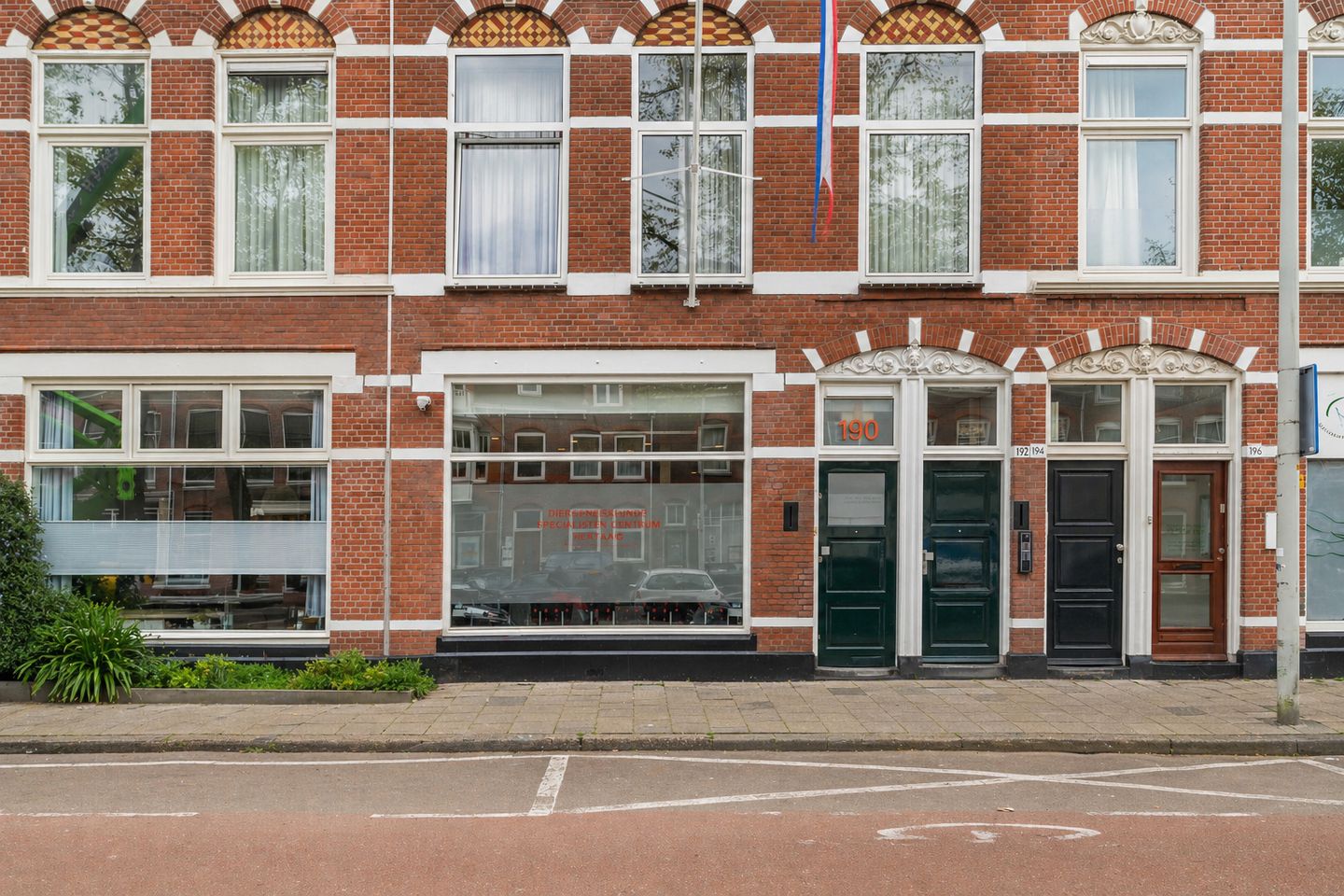 Bekijk foto 2 van Regentesselaan 190