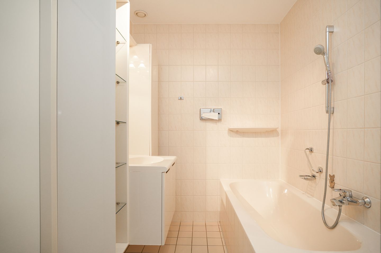 Photo 14 of Hartingstraat 221