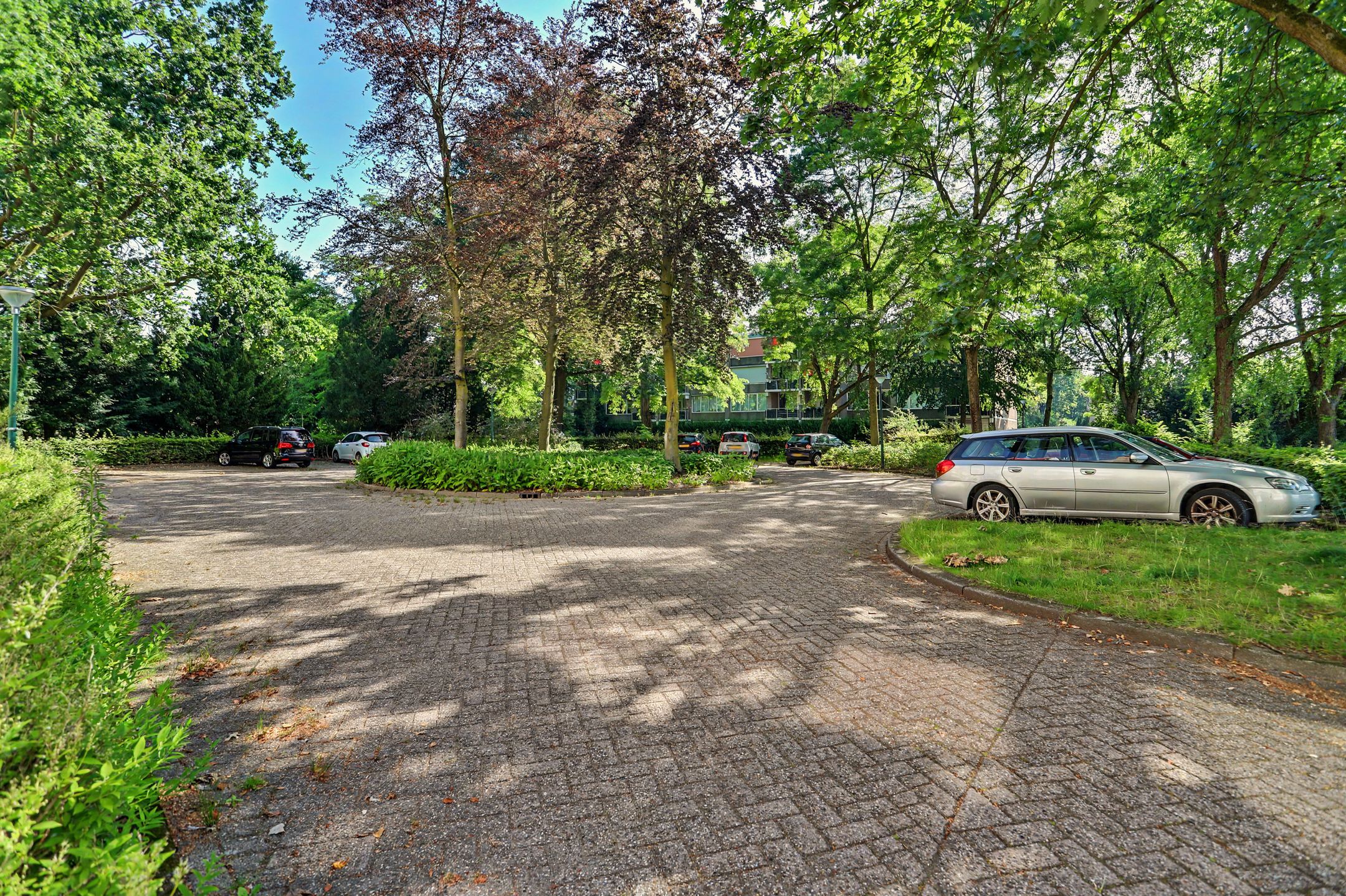 Photo 36 of Drossaardstraat 45