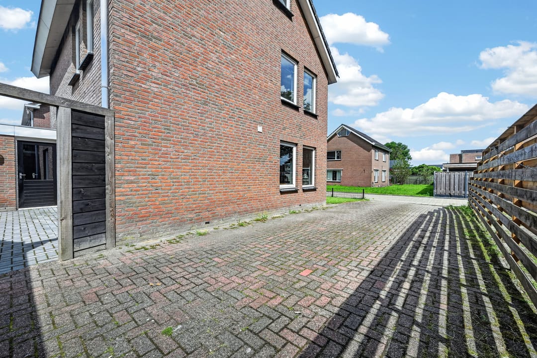 Photo 41 of Mollemastraat 18