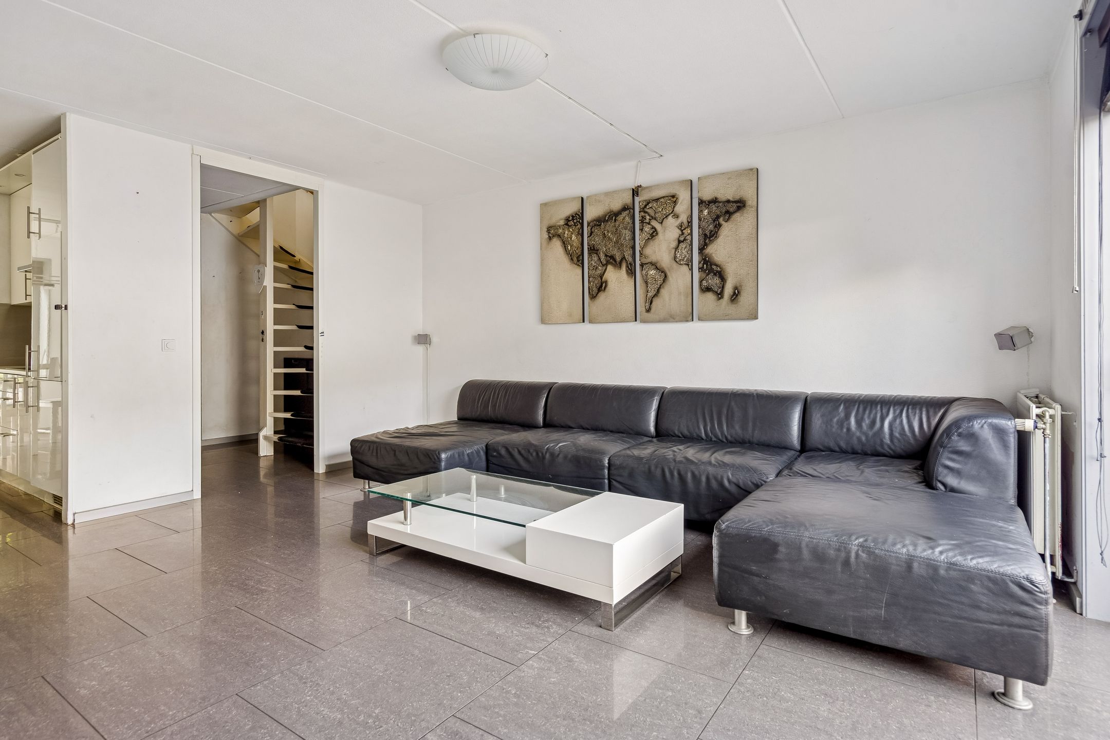 Photo 9 of Jacob van Ruysdaelstraat 111
