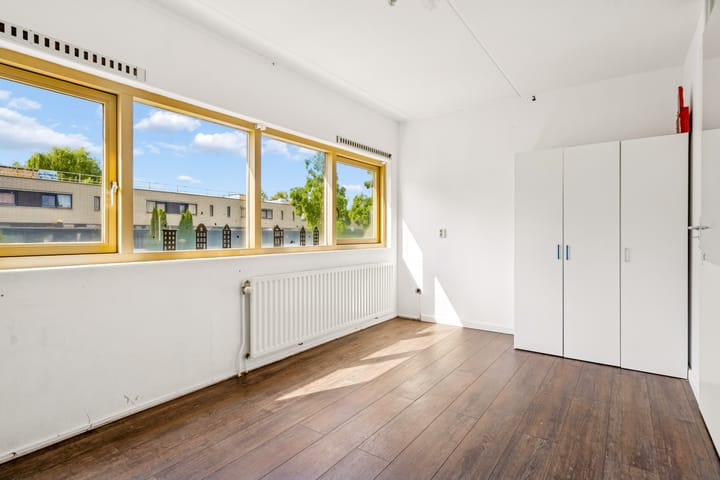 Photo 4 of Jacob van Ruysdaelstraat 111