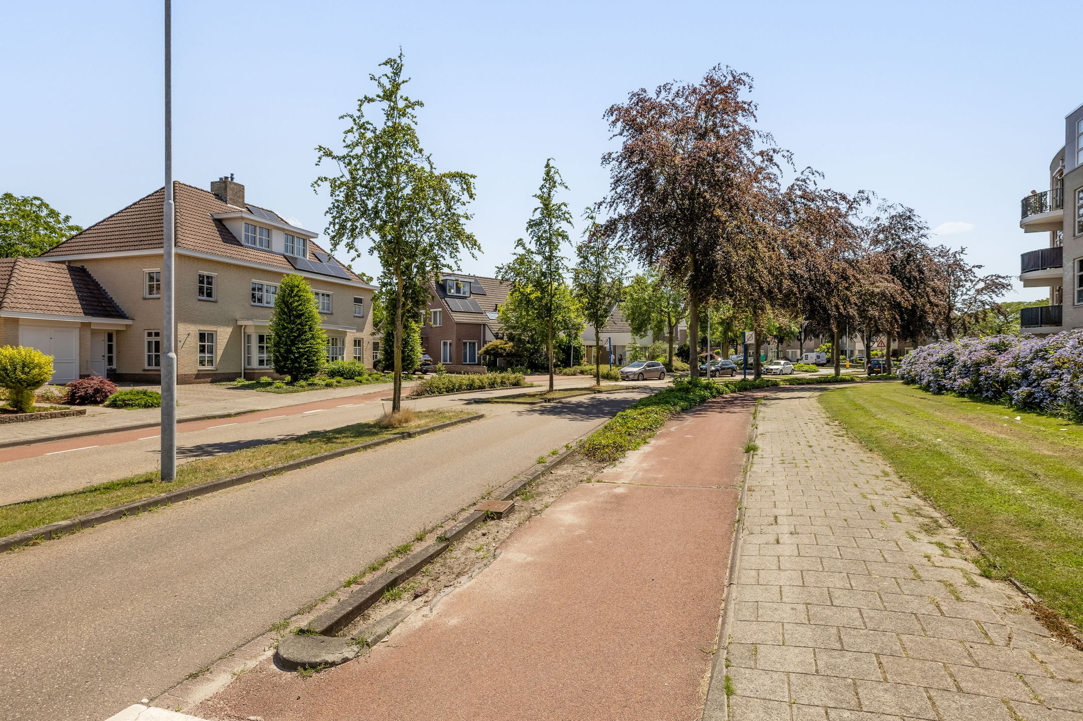 Photo 48 of Burcht 32