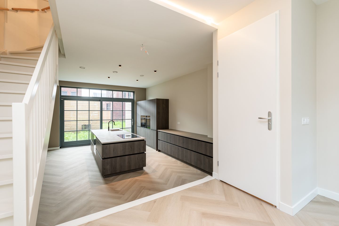 Foto 5 van Roemeniëstraat 87