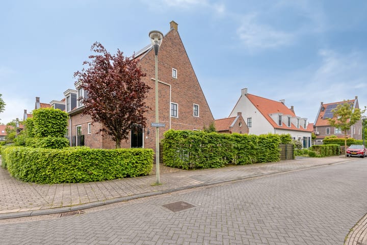 Hoekwoning te koop: Kapelhoeve 1, Helmond