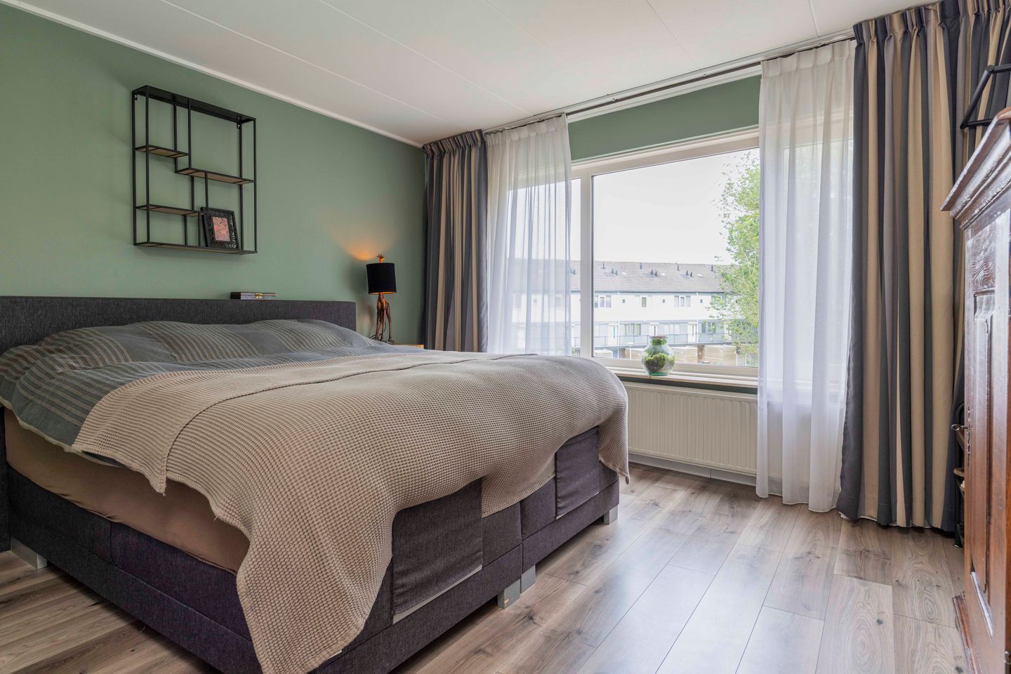 Photo 19 of Zellerstraat 104