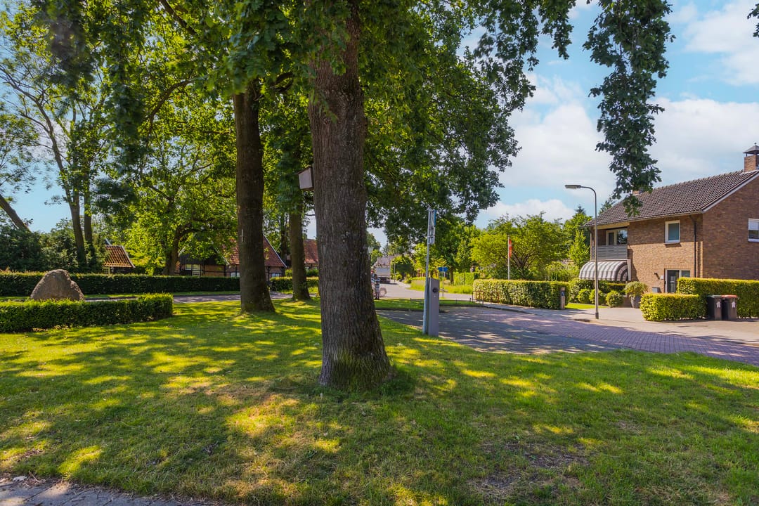 Photo 11 of Lijsterbesstraat 1