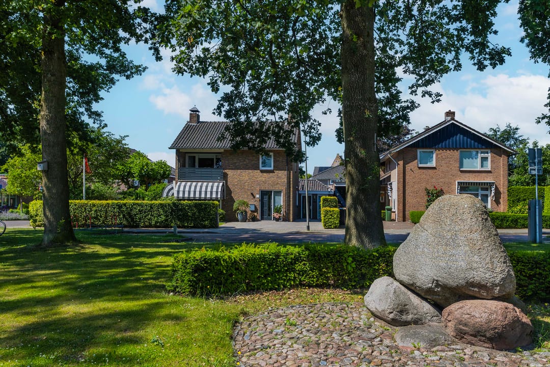 Photo 13 of Lijsterbesstraat 1