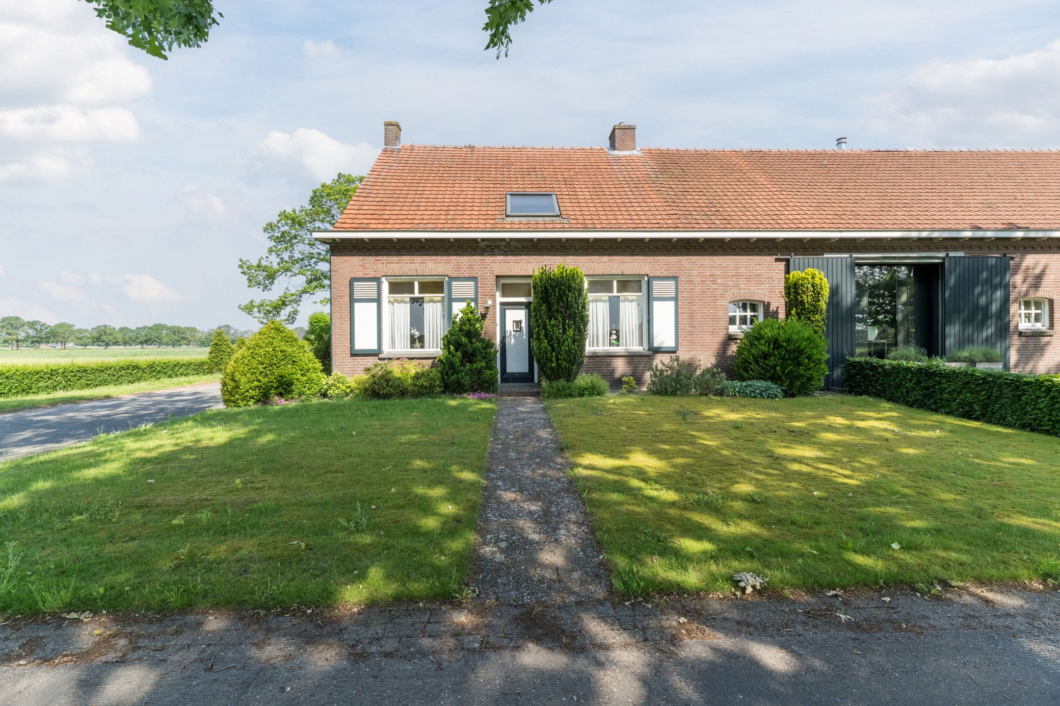 Photo 3 of Emmerseweg 5