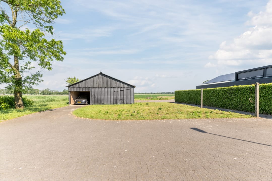 Photo 47 of Emmerseweg 5