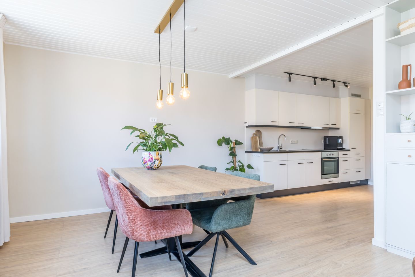 Photo 20 of Raadhuisstraat 27
