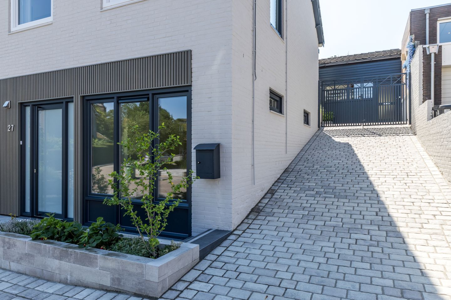 Photo 40 of Raadhuisstraat 27