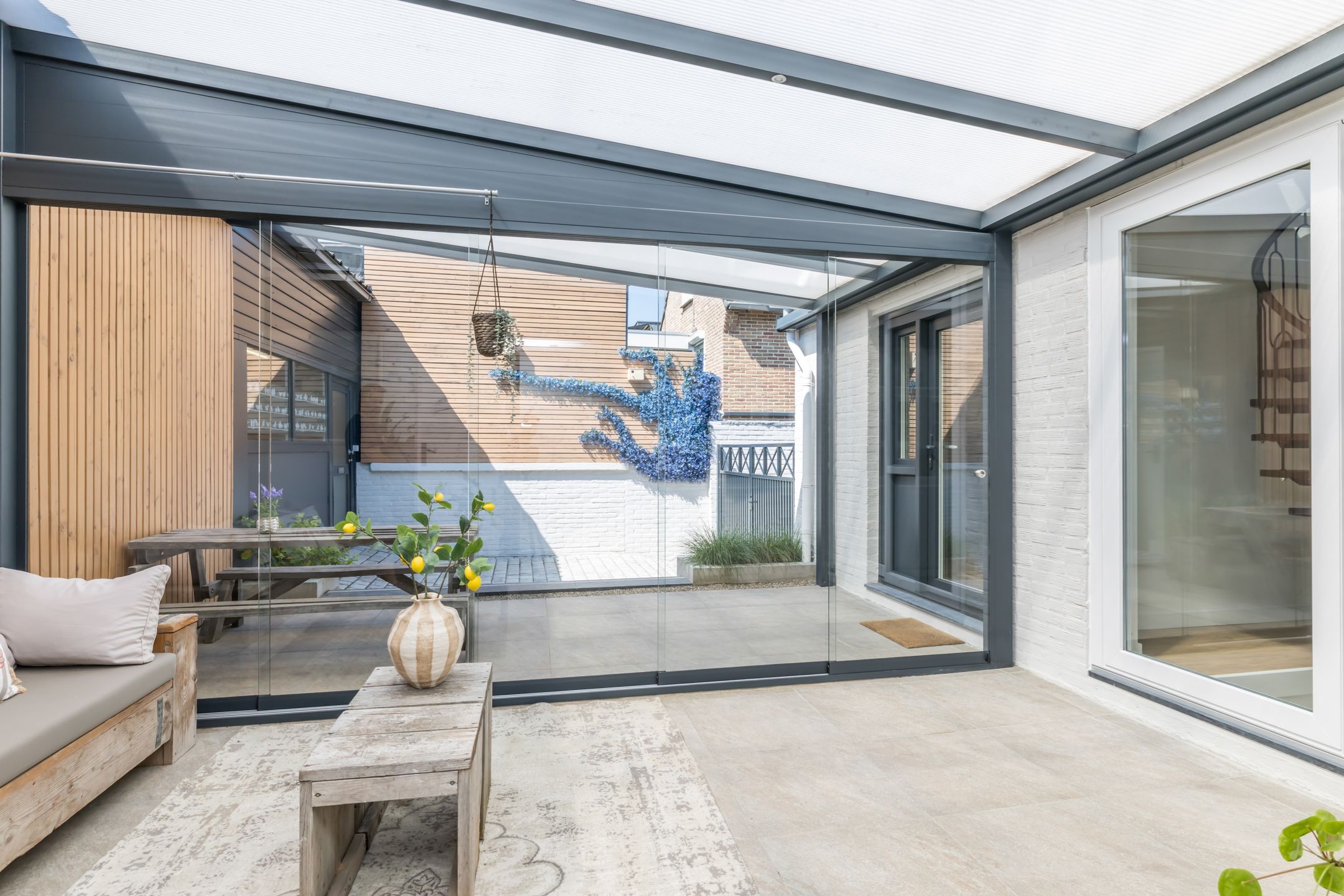 Photo 42 of Raadhuisstraat 27