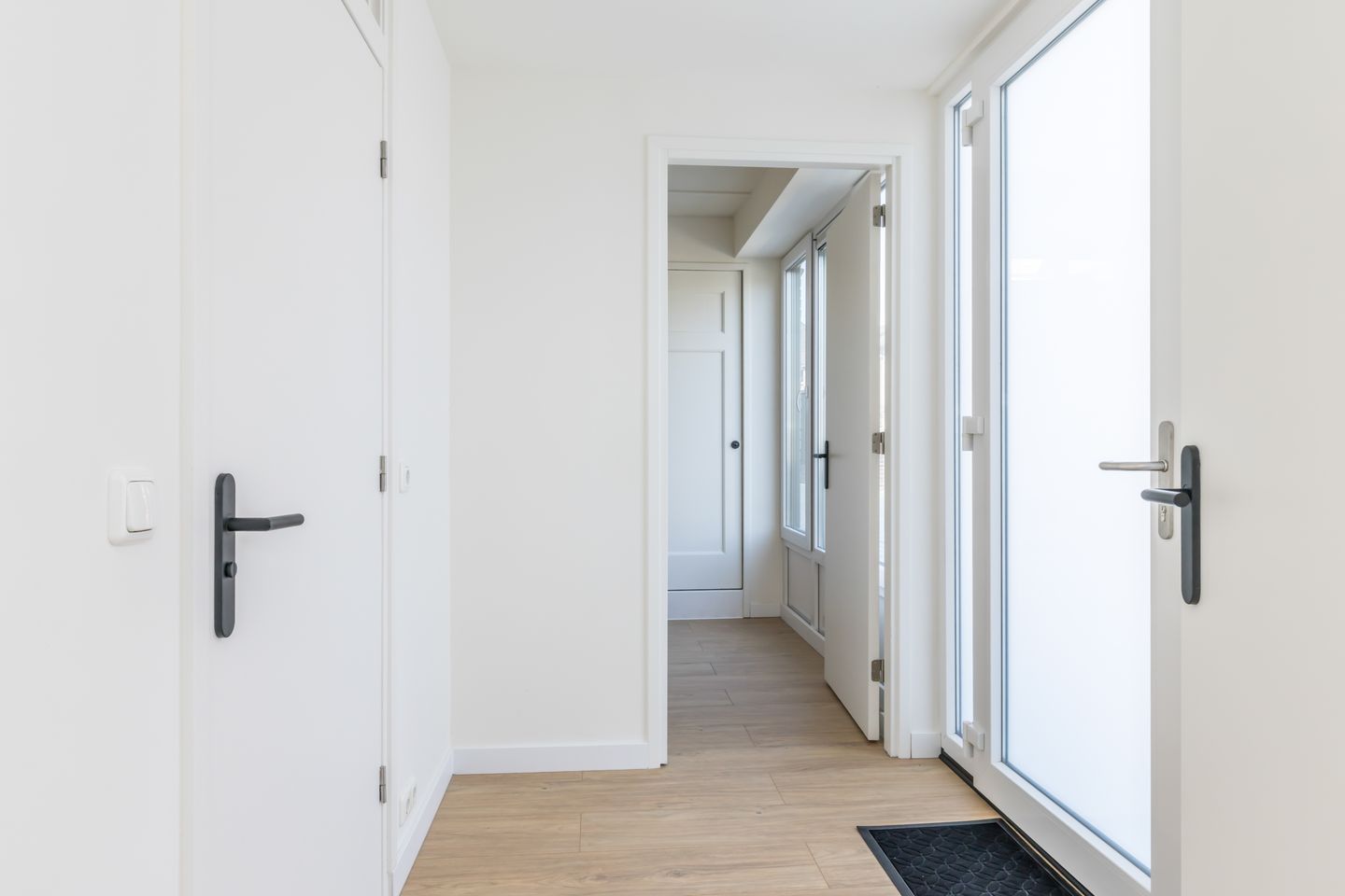 Photo 10 of Raadhuisstraat 27
