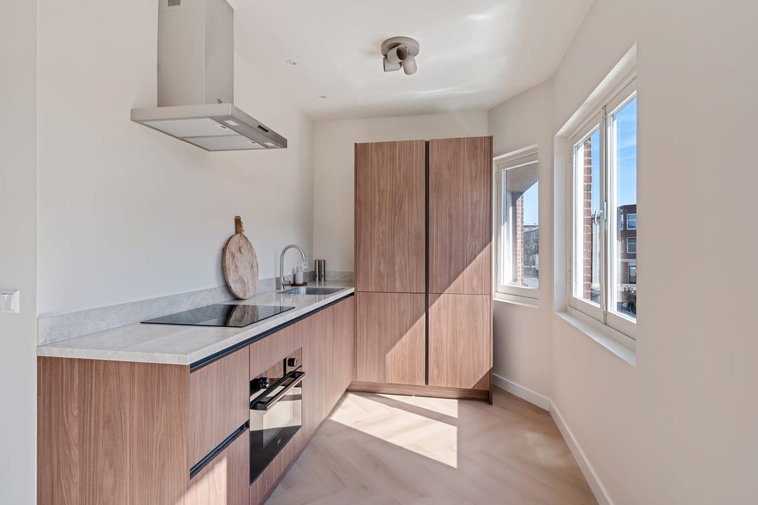 Photo 2 of Schalk Burgerstraat 361