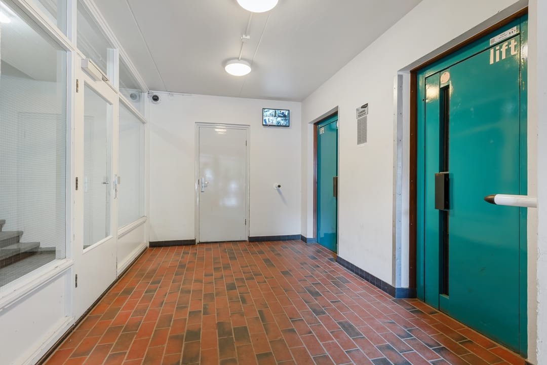 Photo 23 of Espoortstraat 89