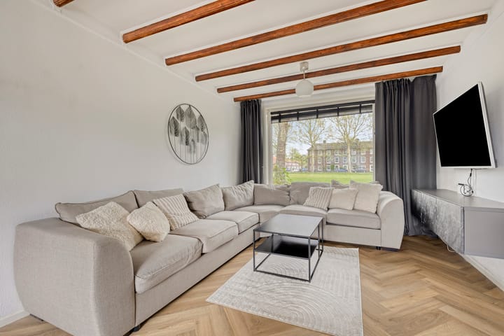 Tussenwoning te koop: Heuvelbrink 22, Breda