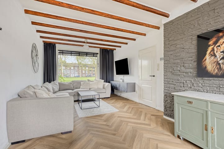 Tussenwoning te koop: Heuvelbrink 22, Breda