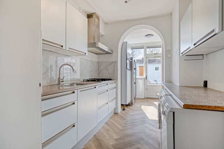 Tussenwoning te koop: Heuvelbrink 22, Breda