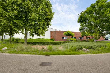 View photos