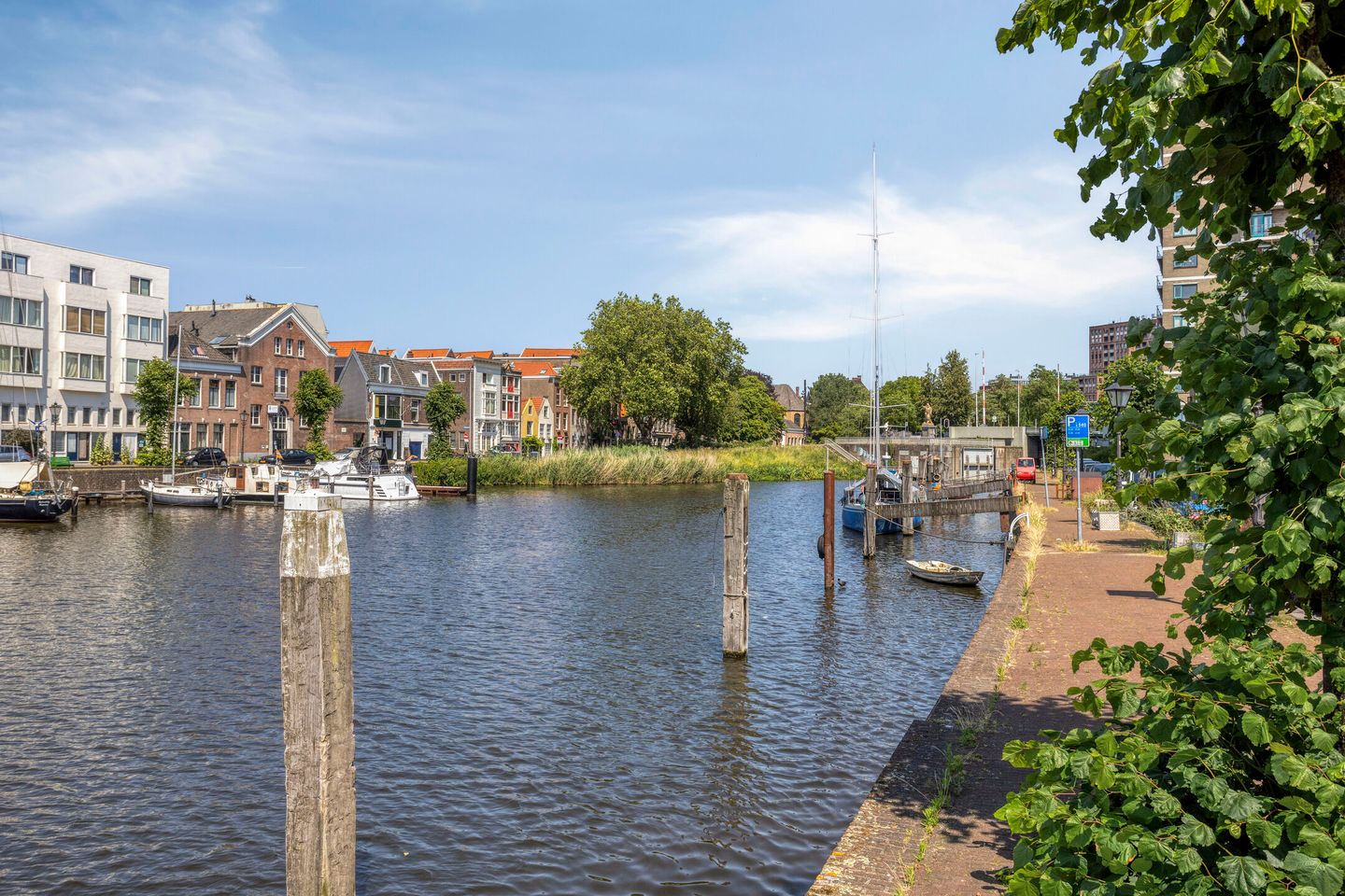 Photo 35 of Lange Dijkstraat 19