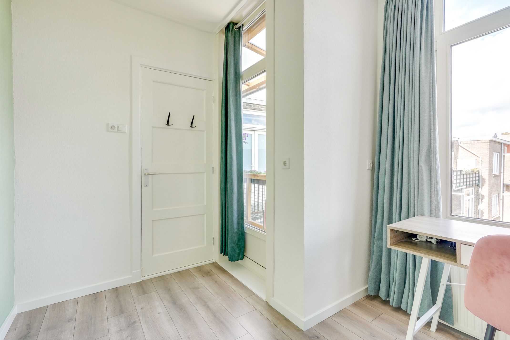 Photo 30 of Van der Marckstraat 4-BS